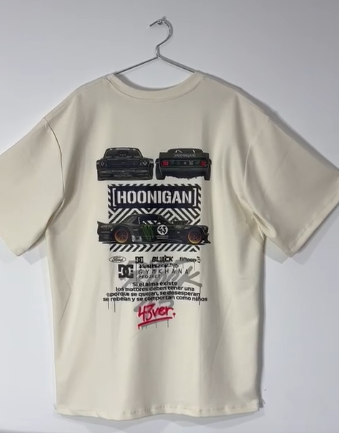 Camiseta Oversize Honigan
